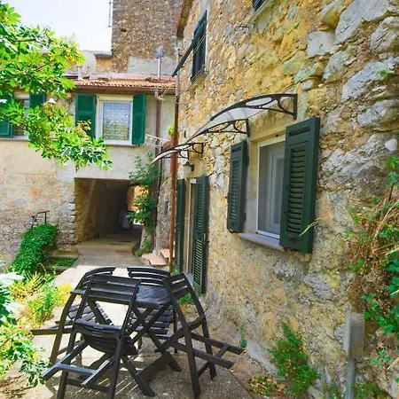 Dependance Del Borgo Cinque Terre アパート *